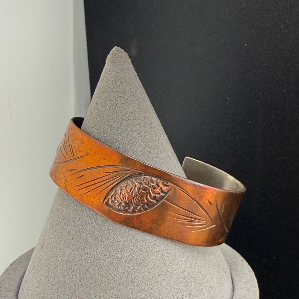 Vintage‎ Stuart Nye Pinecone Copper Cuff Bracelet Nature 6"
